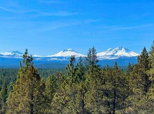 17021 Vista View Loop, Sisters, OR 97759