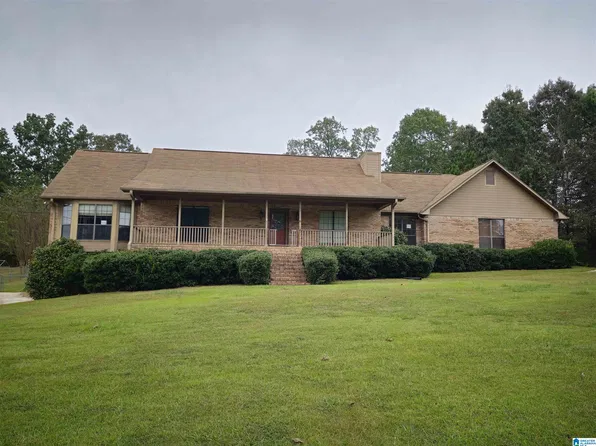 6609 Post Oak Dr, Bessemer, AL 35023