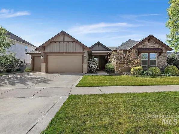 2916 W Tubac Dr, Meridian, ID 83646