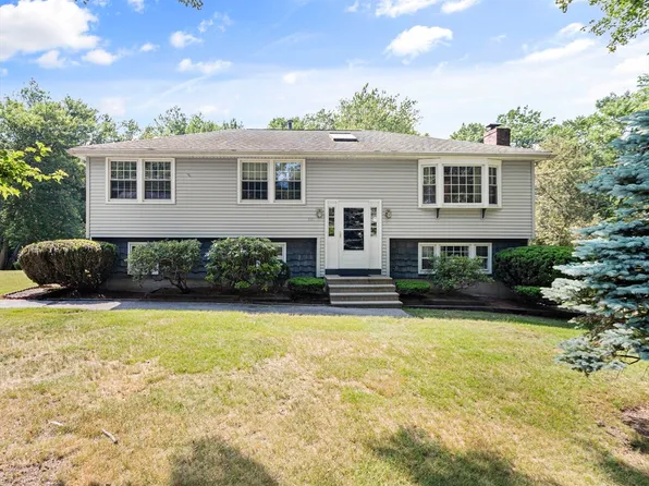381 Treble Cove Rd, Billerica, MA 01821