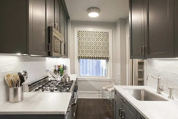 Sold by Stribling | media 11