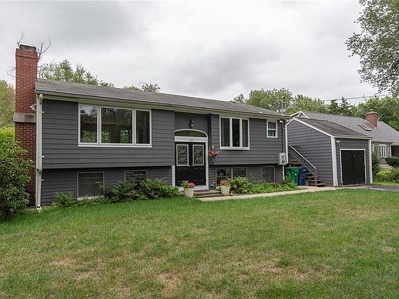 2nd image of 54 Paul Ave