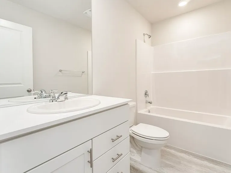 1410 NE 123rd Ave — Photo 18