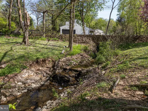 2304 Terwood Rd, Huntingdon Valley, PA 19006