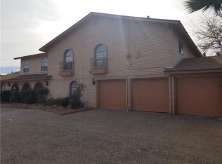 11129 Leo Collins Dr, El Paso, TX 79936