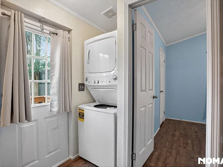 4206 Pine Ln — Photo 14