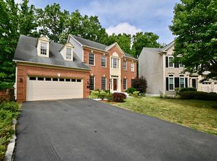 7718 Stone Wheat Ct, Alexandria, VA 22315