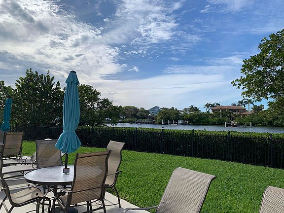 3rd image of 3605 S Ocean Boulevard #105