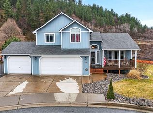 17904 E 11th Ave, Greenacres, WA 99016