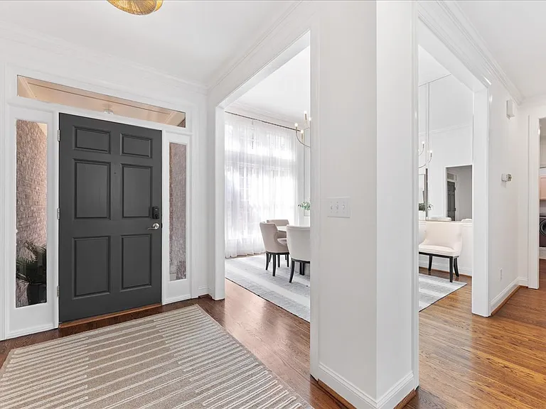 Entry way
