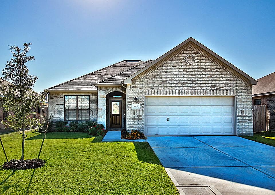 1st image of 10019 Red Tamarack Ln