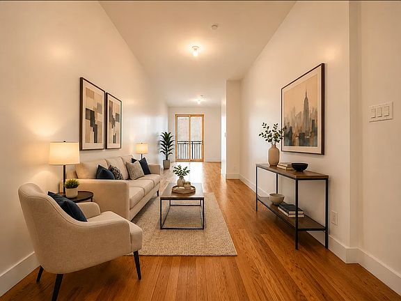 3rd image of 1010 Gates Ave #2B