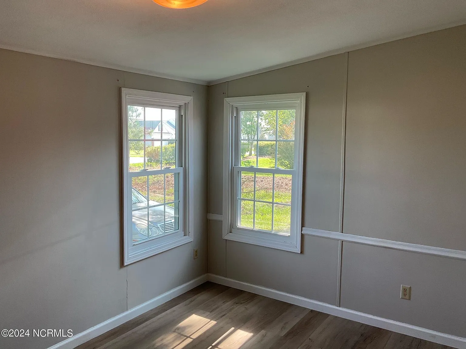 3 bed, 2.0 bath, 1248 sqft, $1,500 — Photo 4