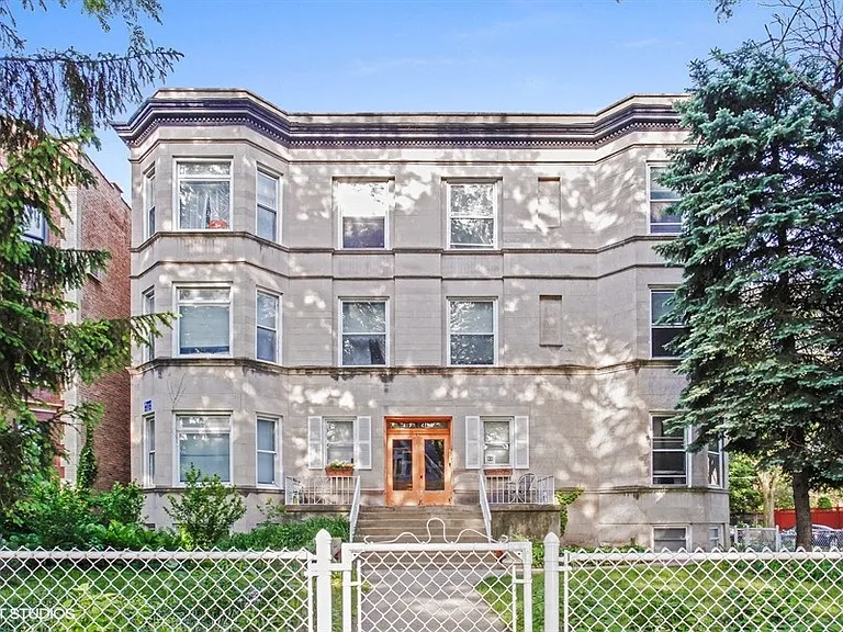 4135-37 N. Greenview Ave. — Photo 1