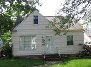 1196 Iroquois Ave, Mayfield Heights, OH 44124