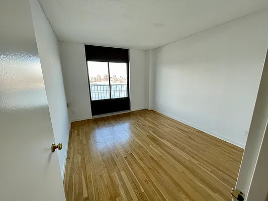 Rented by Compass | media 46