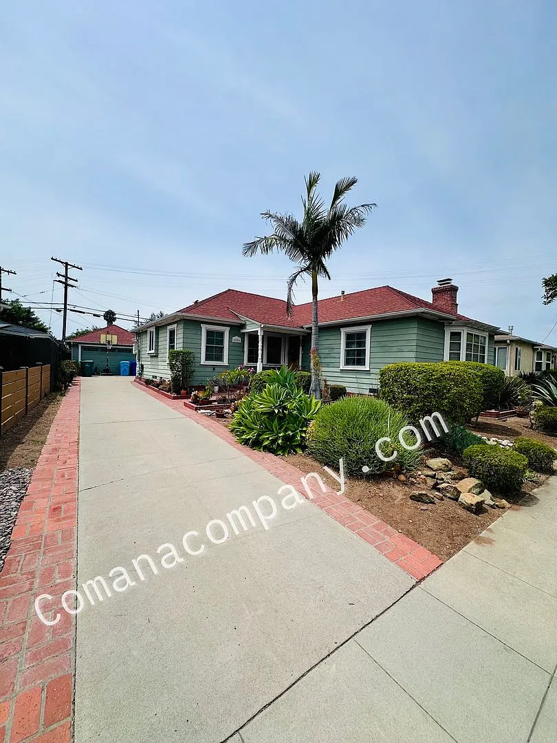 Charming 3-Bedroom, 2-Bath Craftsman Home near SDSU — Photo 1