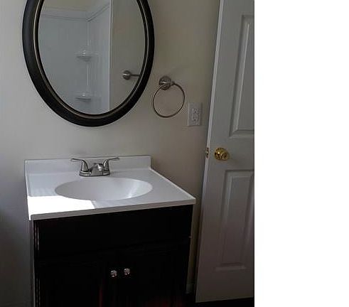 3rd image of 2103 Gordon Ave