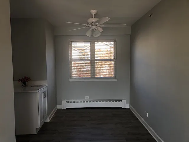 2 bed, 1000 sqft, $1,825 — Photo 3