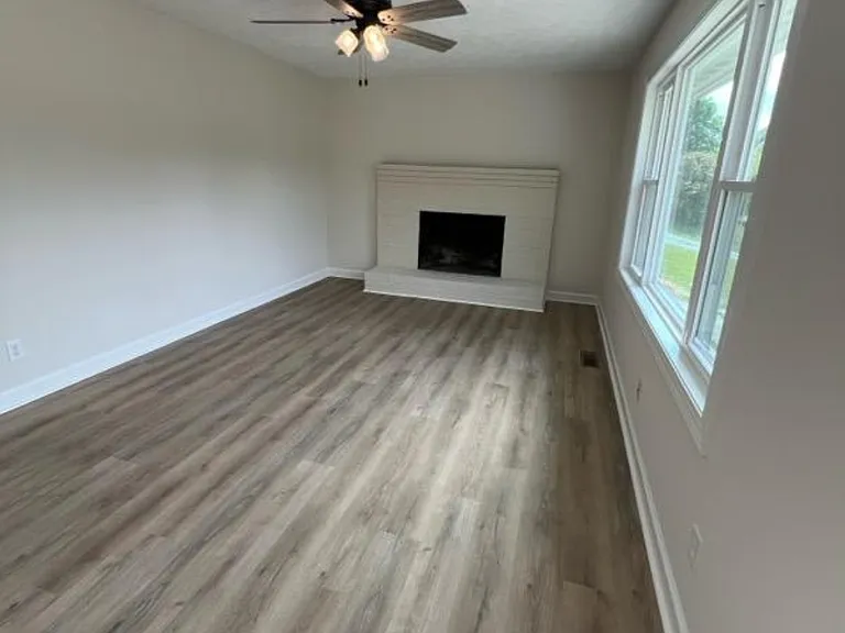 198 Milburn Dr — Photo 31