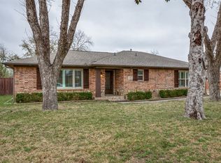 2374 Saint Francis Ave, Dallas, TX 75228