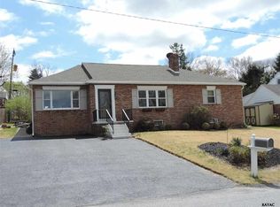 818 Rathton Rd, York, PA 17403