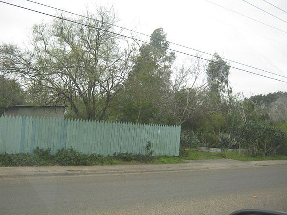 4th image of 601 S Illinois Ave