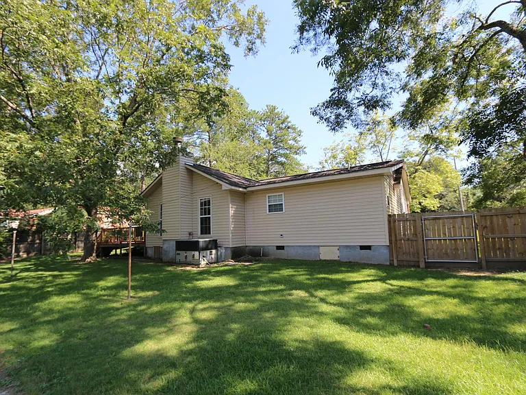 1415 S Gay St — Photo 3