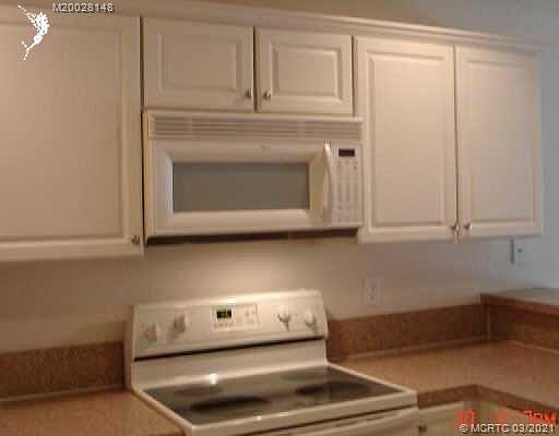 4th image of 2788 SE Birmingham Dr #0