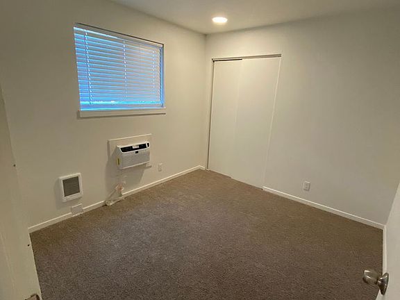 4th image of 6621 N Standard St #10434117