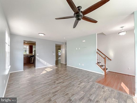 3rd image of 46117 Nancy Ct