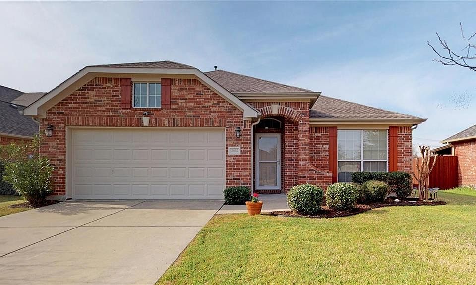 1st image of 2632 Baytree Dr