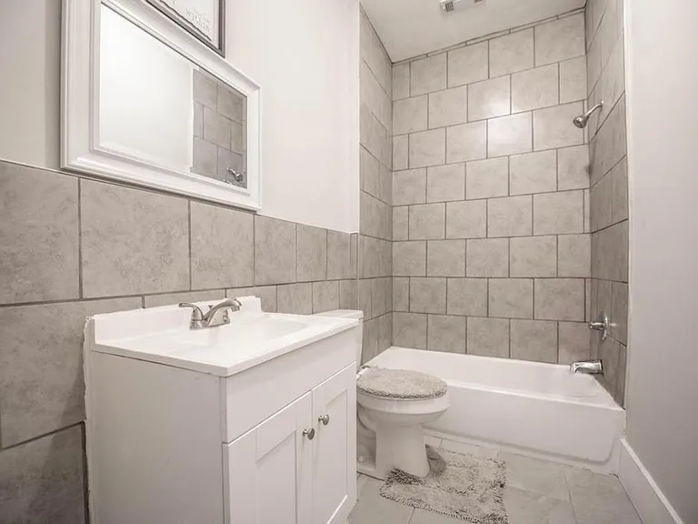 226 Broad St #A — Photo 6