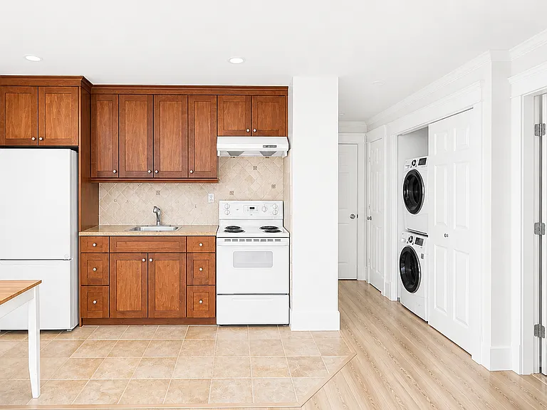 4068 W 17th Ave — Photo 5