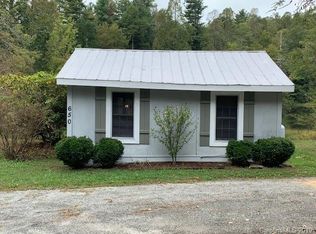650 Shumont Rd, Black Mountain, NC 28711