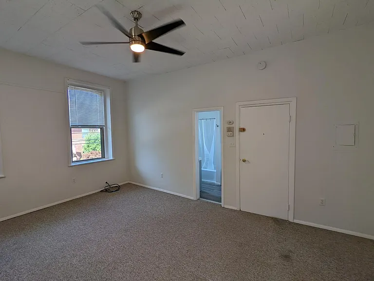 911 S Aiken Ave #3 — Photo 6