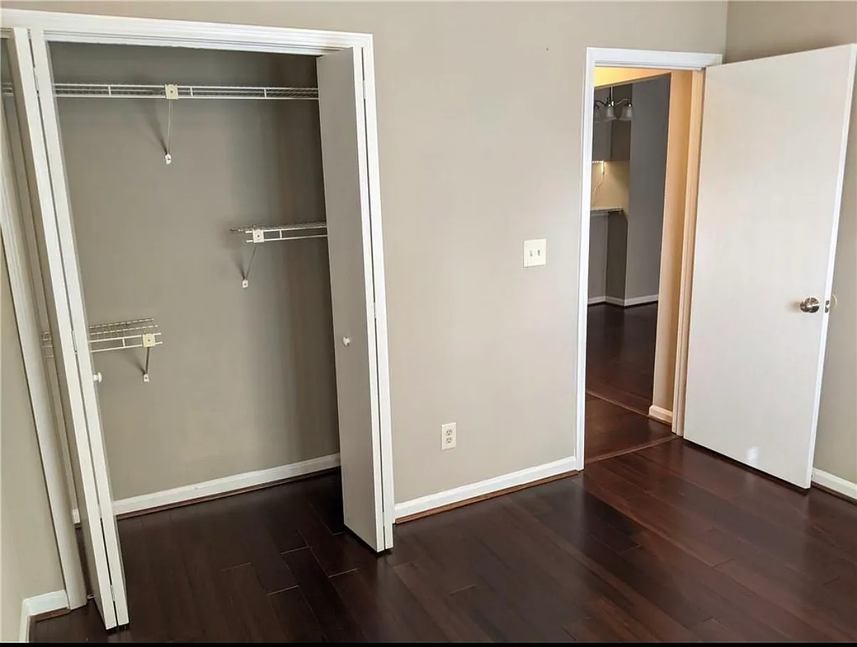 472 Teal Ct — Photo 2