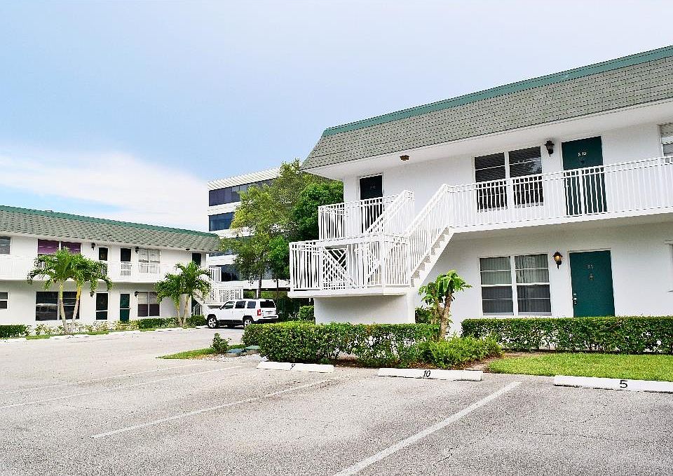 1st image of 2800 Indian River Blvd APT S5