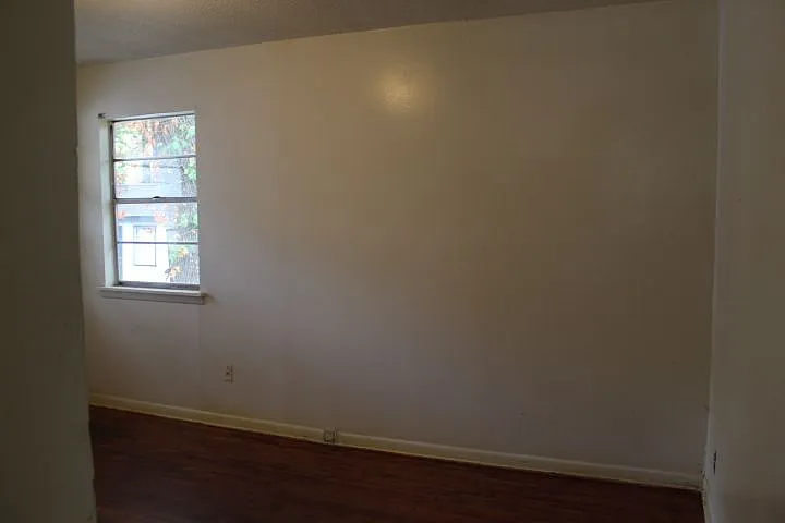 19 Exeter Dr — Photo 6