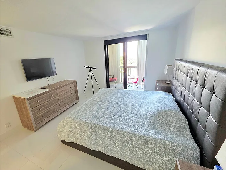 1631 S Ocean Blvd #1006 — Photo 26