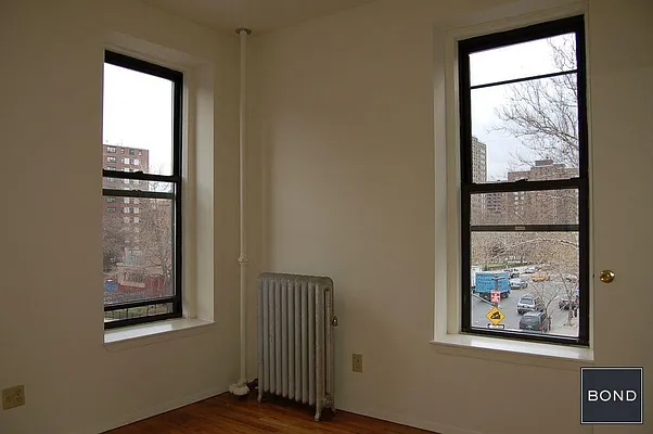 Rented by Bond New York | media 8