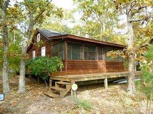 170 Point Rd, Riverhead, NY 11901