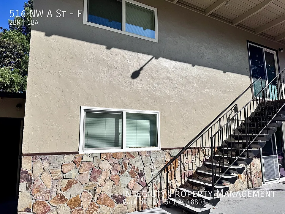 516 NW A St #F