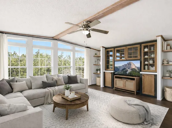 217 Rousey Dr, Canyon Lake, TX 78133