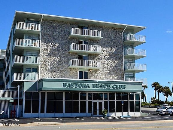 3rd image of 800 N Atlantic Ave #704