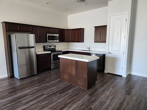 3rd image of 1120 Catalina Dr #A102