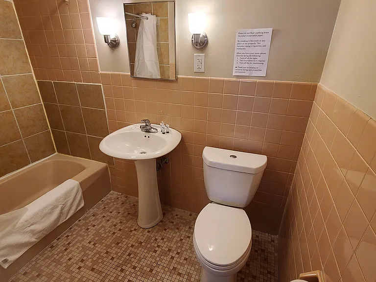 Presque Isle Extended Stay Suites — Photo 57