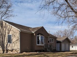 754 15th Ave, Columbus, NE 68601