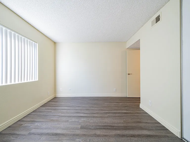 1245 Palomar Pl #59 — Photo 8