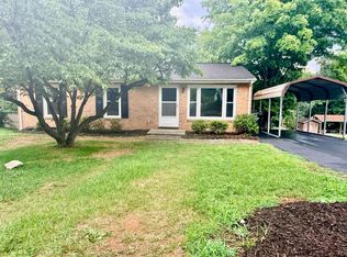 2926 Creekwood Dr, Salem, VA 24153